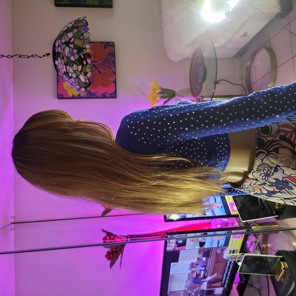 Top - Picture 3 of 3